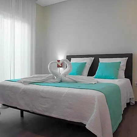 Vale De -